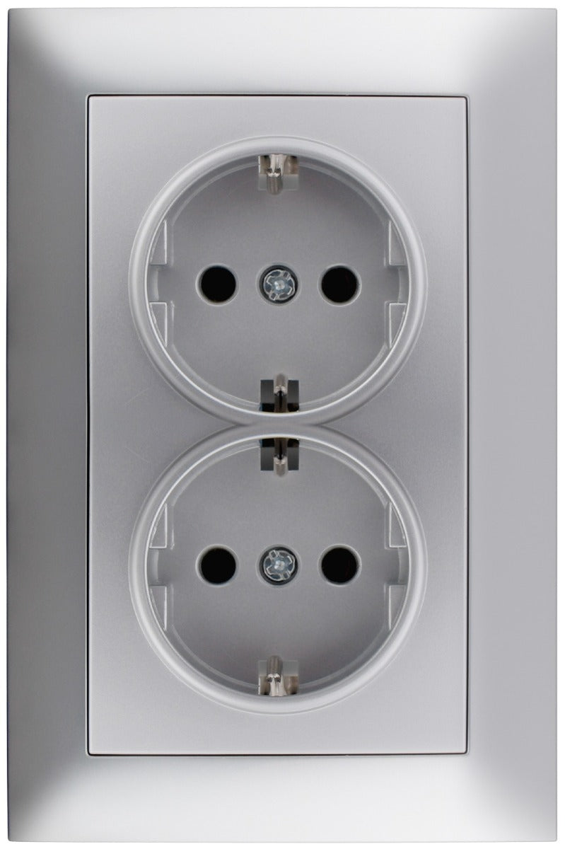 Entac Arnold Recessed wall socket 2x earthed Silver